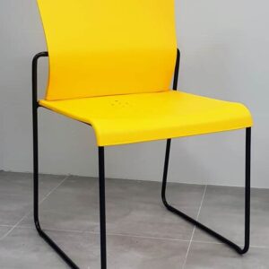 כסא דני צהוב