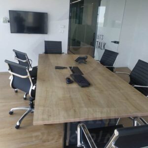 שולחן ישיבות אלון מבוקע