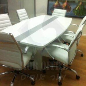 שולחן לבן פס כסוף