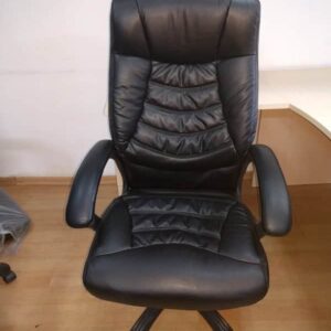 כסא מנהל הראל